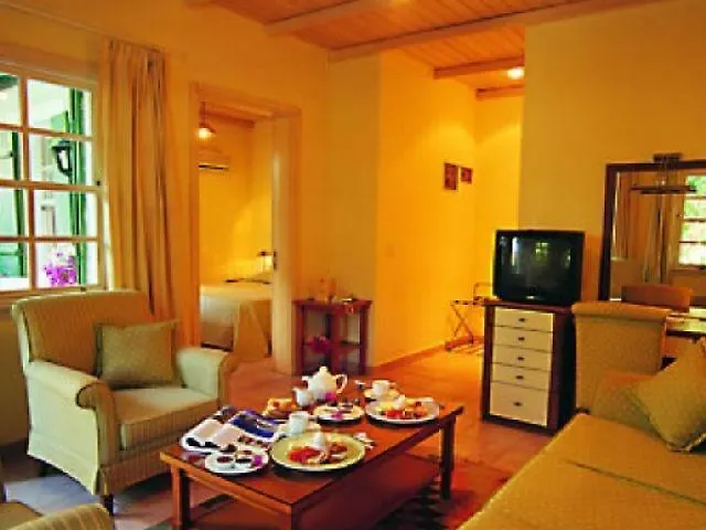 Semesteranläggning (resort) L'ambiance 4*